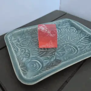 Pressed flat dish